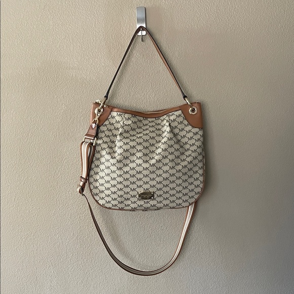 Michael Kors Beige and Brown Shoulder Bag / Crossbody - Picture 1 of 11
